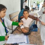 एमकेपी इंटर कॉलेज में श्री महंत इन्दिरेश अस्पताल ने करवाया निःशुल्क स्वास्थ्य शिविर