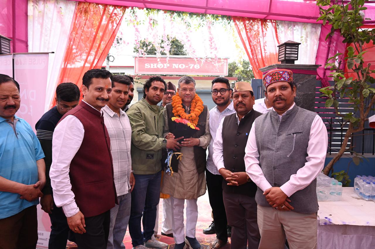 देहरादून में 15वें विशाल स्वैच्छिक रक्तदान शिविर में उमड़ा जनसैलाब, 210 यूनिट रक्त हुआ एकत्र